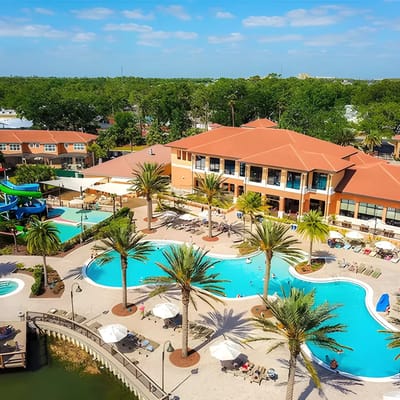 Spacious Townhouse at Regal Oaks, near Old Town